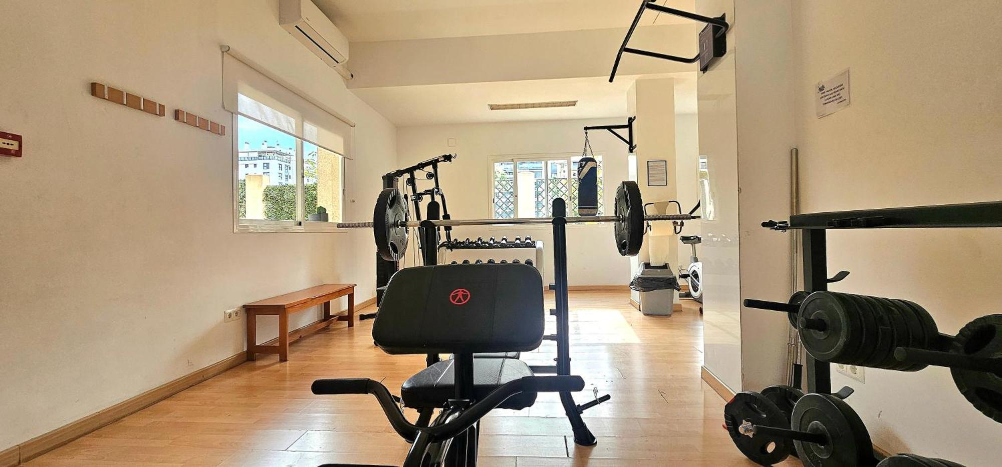 Hostel Residencia Alfil Малага Екстериор снимка