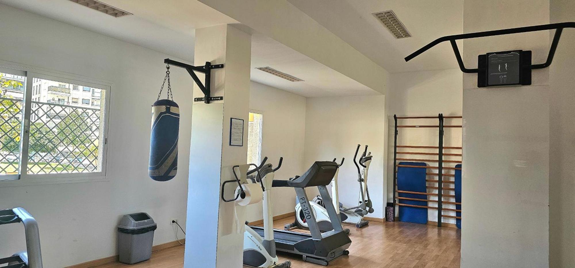 Hostel Residencia Alfil Малага Екстериор снимка