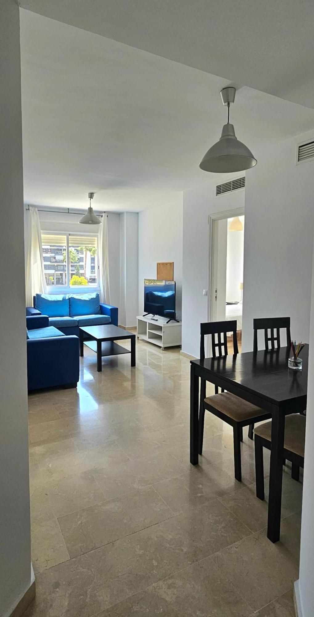 Hostel Residencia Alfil Малага Екстериор снимка