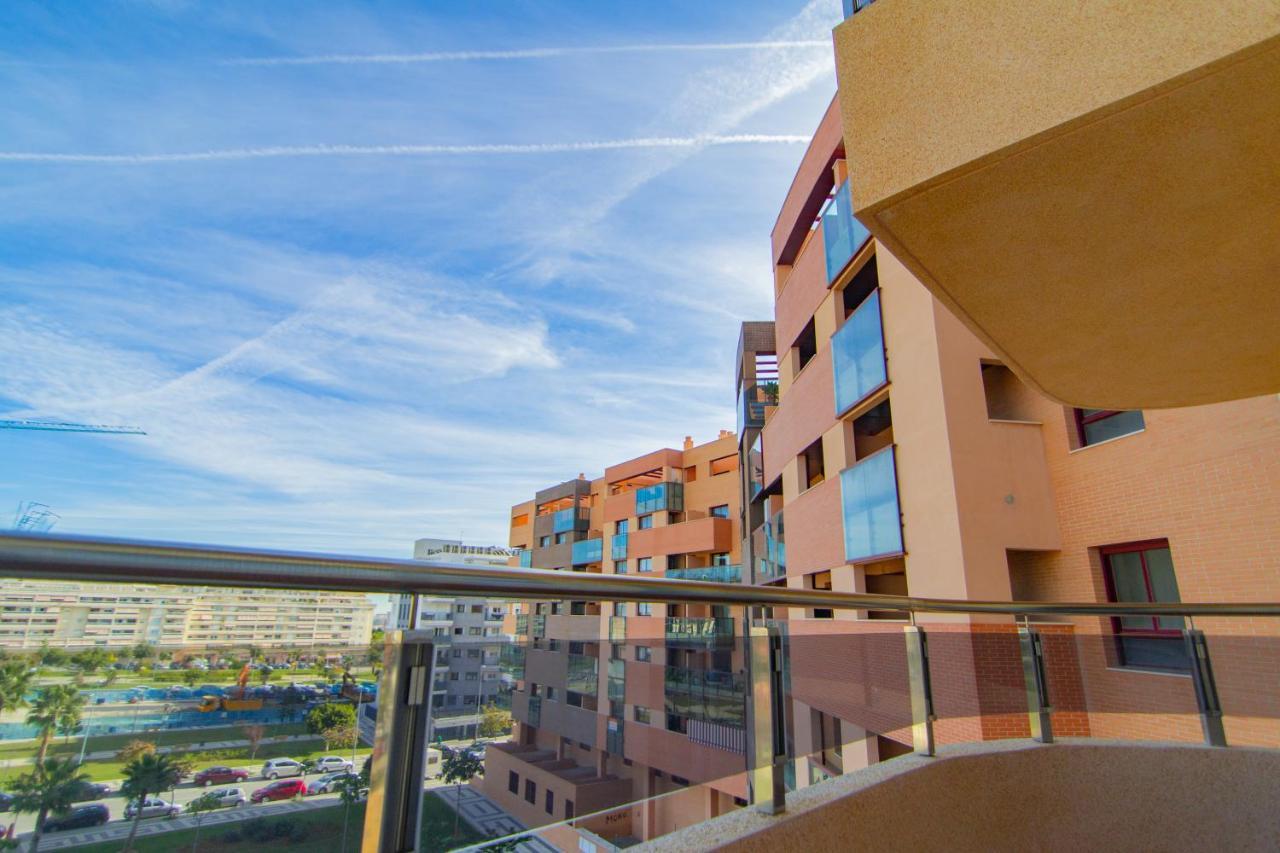 Hostel Residencia Alfil Малага Екстериор снимка