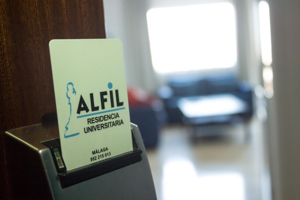 Hostel Residencia Alfil Малага Екстериор снимка